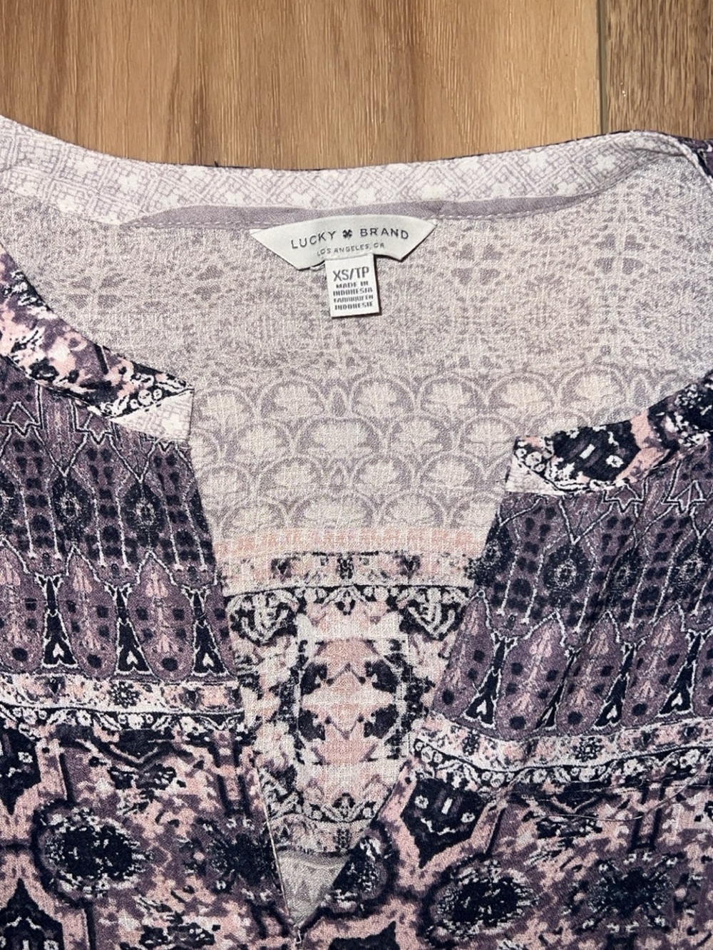 Lucky Brand - Boho Printed Long-Sleeve Peasant Top - White & Black - Picture 4 of 4